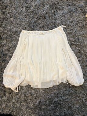 Aritzia Wilfred Chiffon Off The Shoulder Blouse
